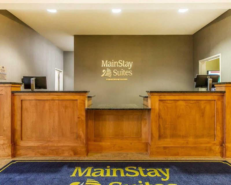 Mainstay Suites Stanley Exterior photo