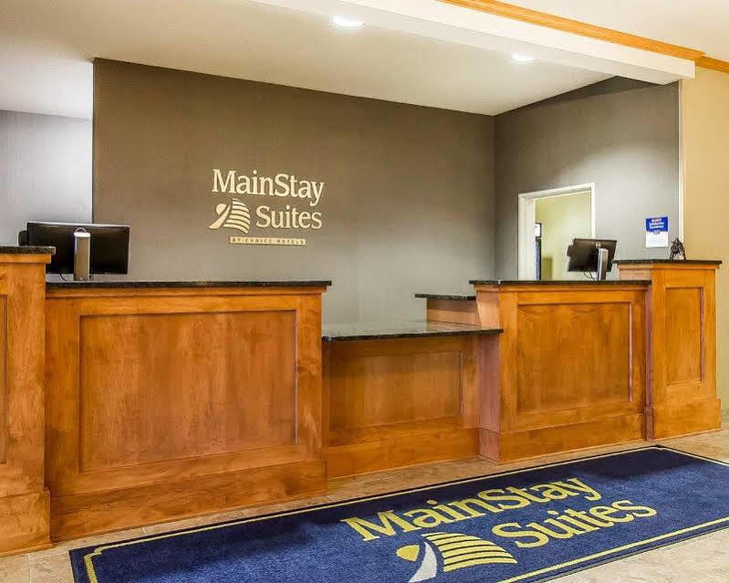 Mainstay Suites Stanley Exterior photo